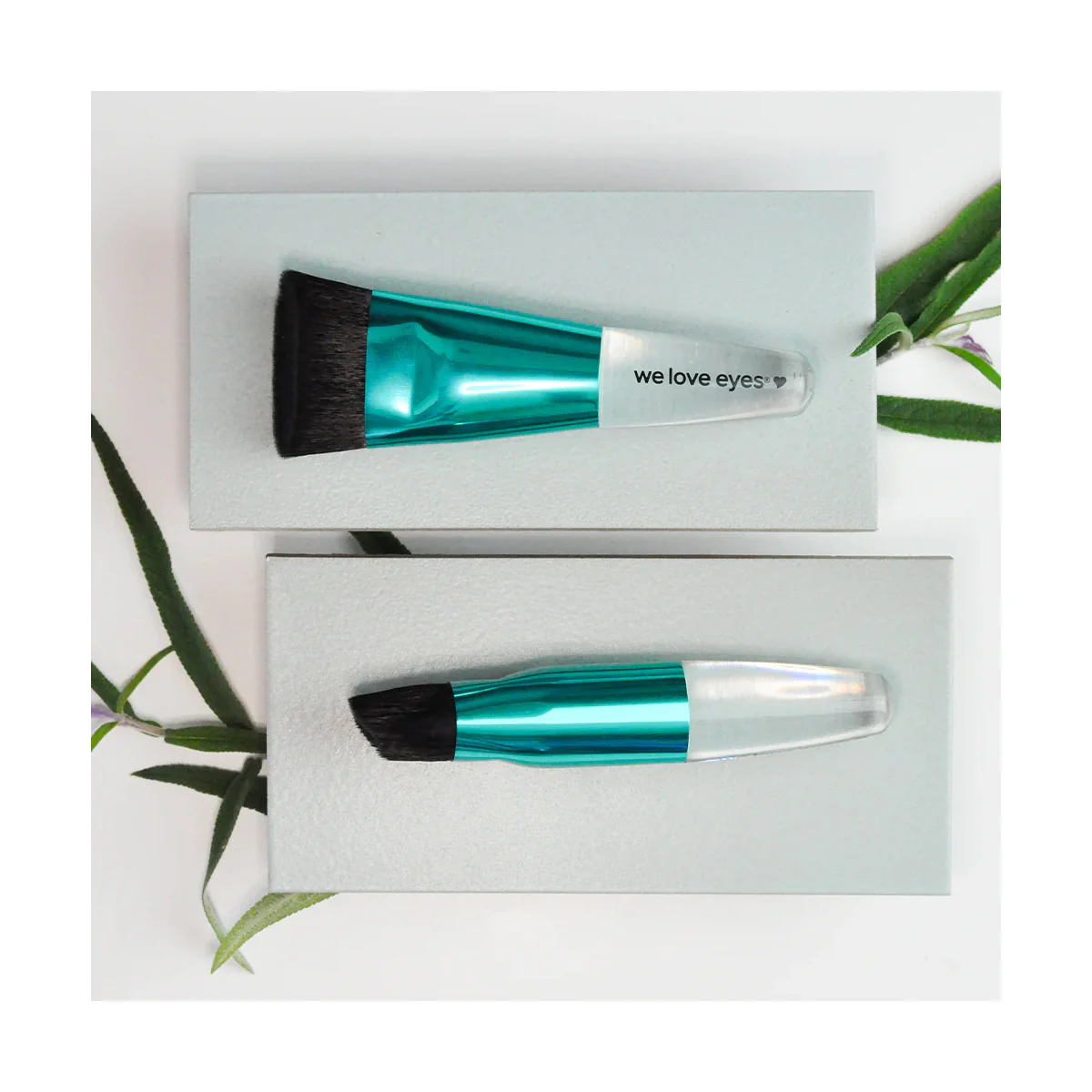 We Love Eyes - Lashfull Thinking lash and brow cleansing brush (oil Not Included) - Image 3